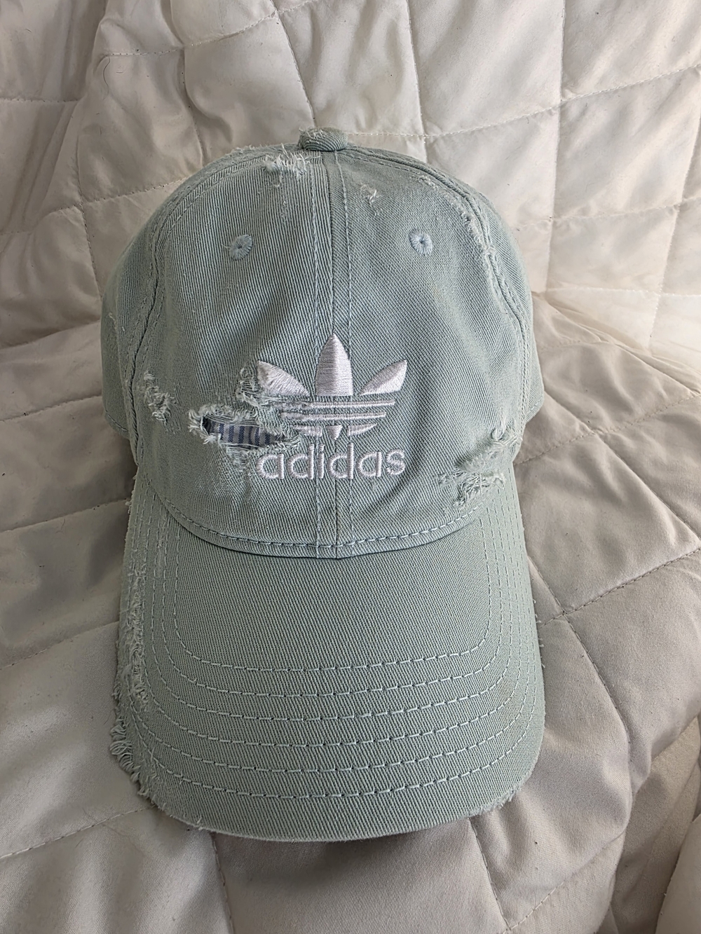 💛 Rare Distressed Cap